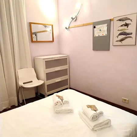 Apartment Design Close To Trastevere *
