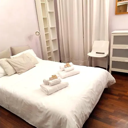 Design Close To Trastevere Apartman *